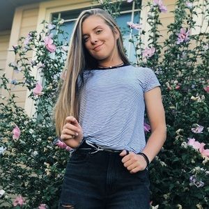 Meet your Posher, Sierra